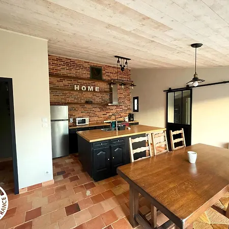 Maison De Plain-pied Avec Jardin, Proche Plages Et Exploitations Agricoles, Confort Inclus - Fr-1-426-526 *