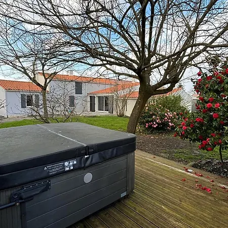Maison De Plain-pied Avec Jardin, Proche Plages Et Exploitations Agricoles, Confort Inclus - Fr-1-426-526 Falleron