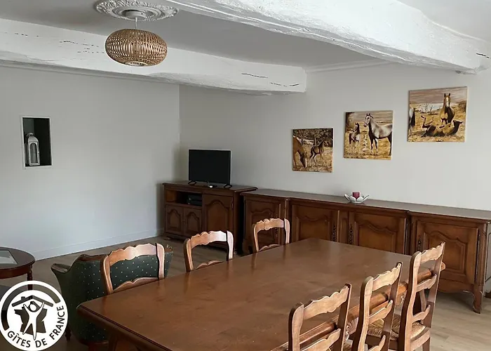 Maison De Plain-pied Avec Jardin, Proche Plages Et Exploitations Agricoles, Confort Inclus - Fr-1-426-526 Nyaraló *